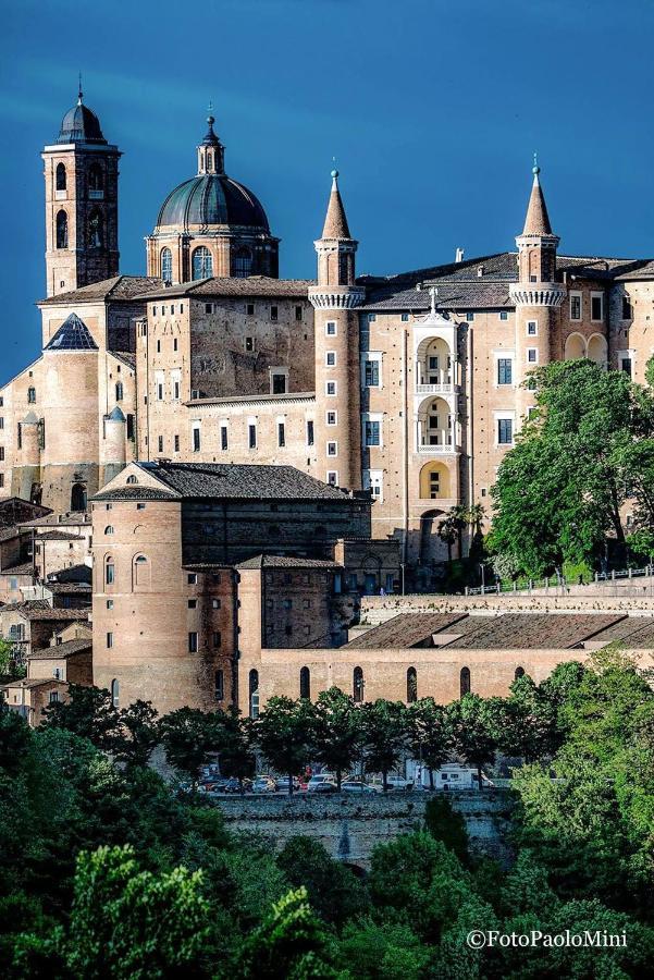 One Bedroom Appartement With Garden At Urbino Exterior photo